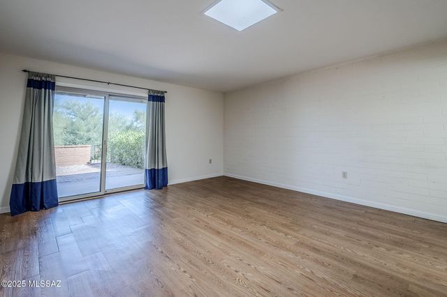 260 N Calle Del Lago, Green Valley, AZ 85614