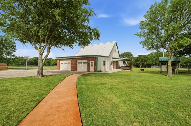 465 Emberson Ranch Road, Pilot Point, TX 76258