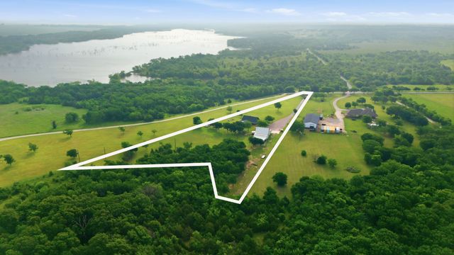465 Emberson Ranch Road, Pilot Point, TX 76258