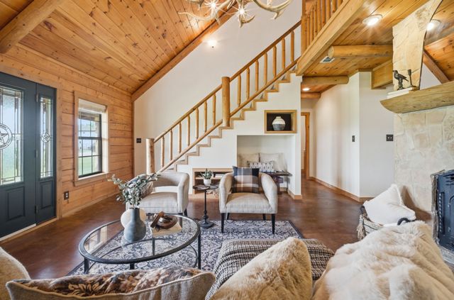 465 Emberson Ranch Road, Pilot Point, TX 76258