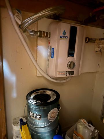 338 Pine Ridge Circle B-2, Greenacres, FL 33463