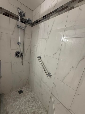 338 Pine Ridge Circle B-2, Greenacres, FL 33463