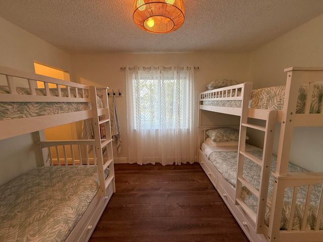 338 Pine Ridge Circle B-2, Greenacres, FL 33463