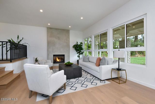 136 Erten Street, Thousand Oaks, CA 91360