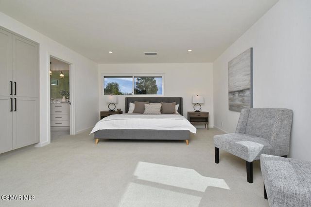 136 Erten Street, Thousand Oaks, CA 91360