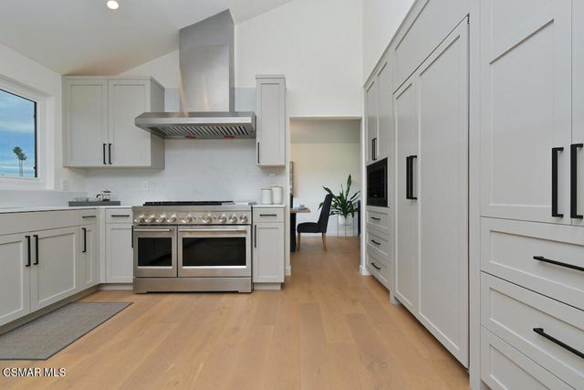 136 Erten Street, Thousand Oaks, CA 91360