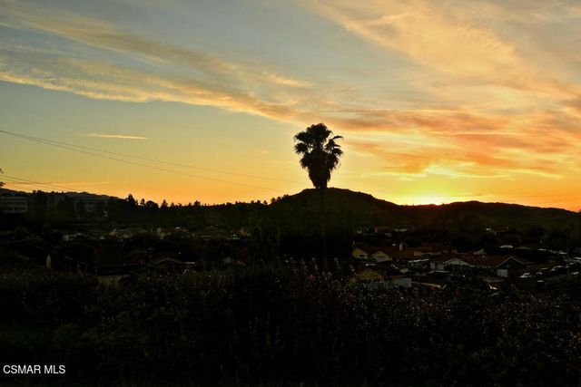 136 Erten Street, Thousand Oaks, CA 91360