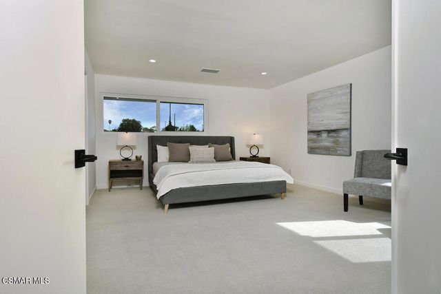 136 Erten Street, Thousand Oaks, CA 91360