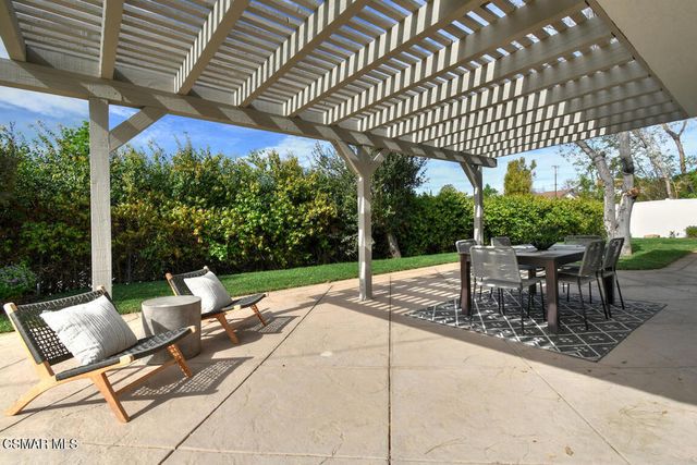 136 Erten Street, Thousand Oaks, CA 91360