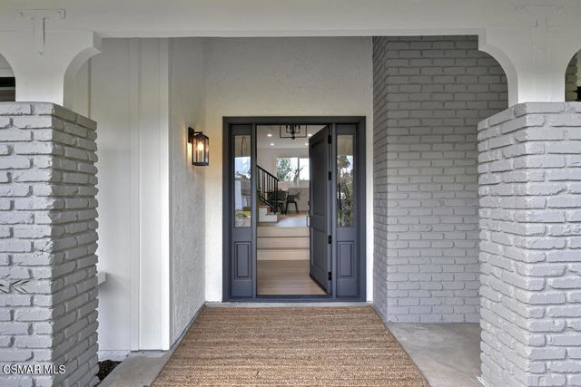 136 Erten Street, Thousand Oaks, CA 91360