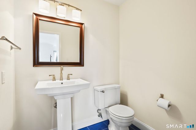 29 Van Buren Avenue I7, Norwalk, CT 06850