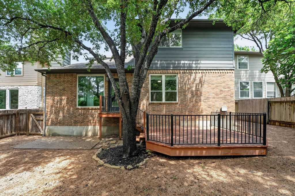 4029 Canyon Glen CIR, Austin, TX 78732