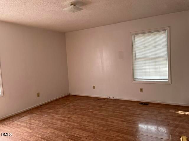 601 N Chestnut Street N, Henderson, NC 27536