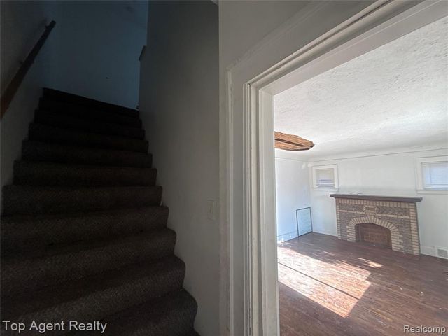19479 Spencer Street, Detroit, MI 48234