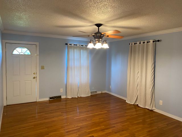 24 Cardinal Heights Road, Williamsburg, KY 40769