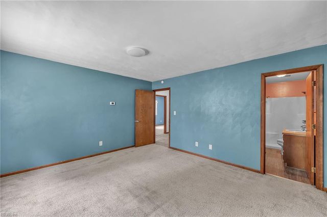 2328 Springdale RD, Chesapeake, VA 23323