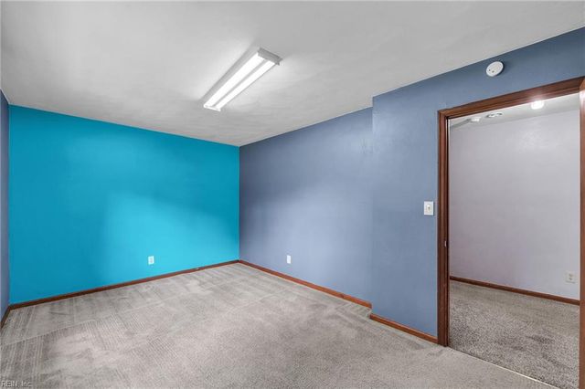2328 Springdale RD, Chesapeake, VA 23323