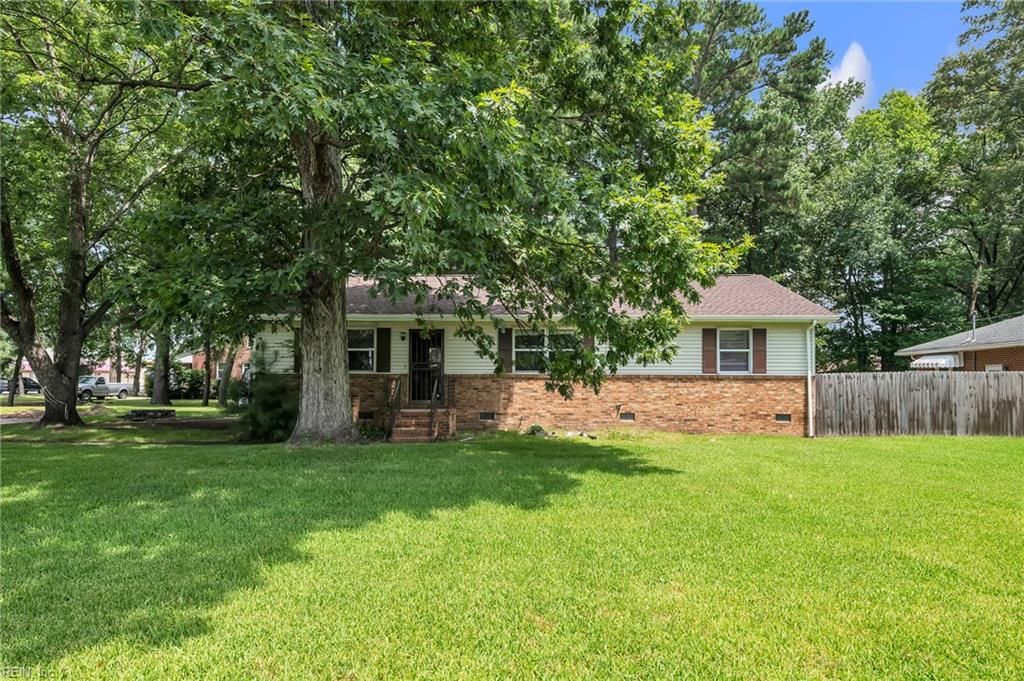2328 Springdale RD, Chesapeake, VA 23323