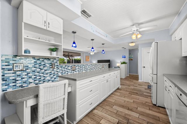 3014 SE 17TH AVENUE, Cape Coral, FL 33904