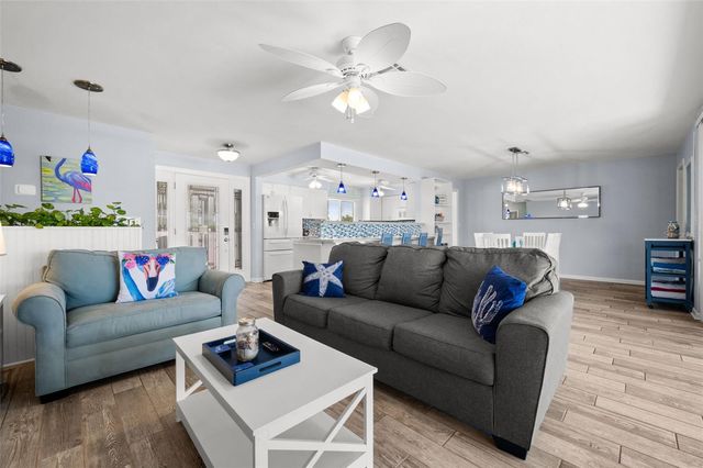 3014 SE 17TH AVENUE, Cape Coral, FL 33904