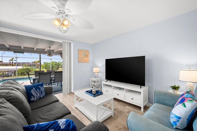 3014 SE 17TH AVENUE, Cape Coral, FL 33904