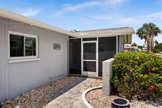 3014 SE 17TH AVENUE, Cape Coral, FL 33904