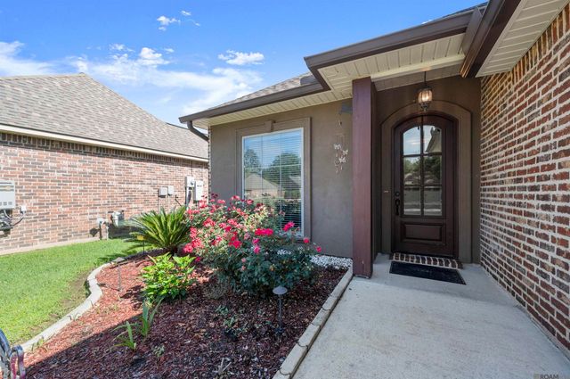 9483 Wyndham Way, Denham Springs, LA 70726