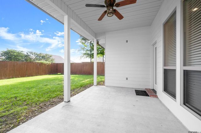 9483 Wyndham Way, Denham Springs, LA 70726