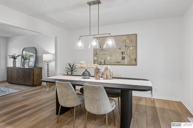 1230 N 146th Plaza, Omaha, NE 68154