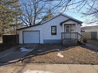 313 N 2nd Street, Knoxville, IA 50138