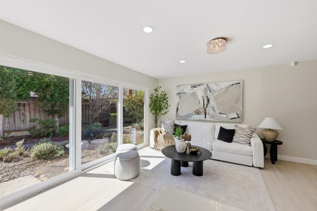 2242 Cabrillo Avenue, Santa Clara, CA 95050