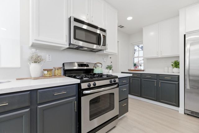 2242 Cabrillo Avenue, Santa Clara, CA 95050