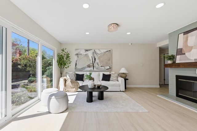 2242 Cabrillo Avenue, Santa Clara, CA 95050