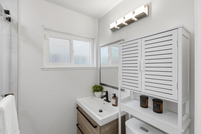 2242 Cabrillo Avenue, Santa Clara, CA 95050