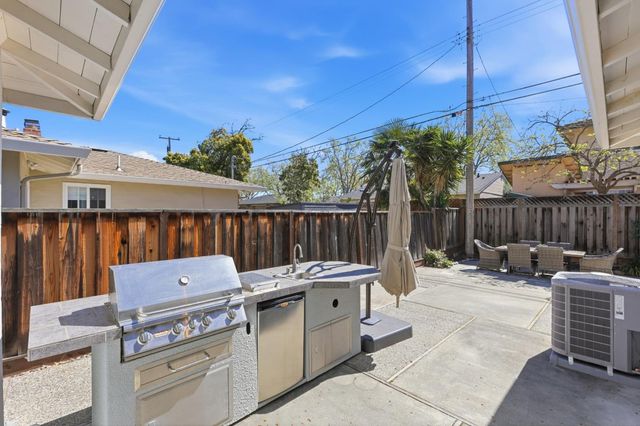 2242 Cabrillo Avenue, Santa Clara, CA 95050