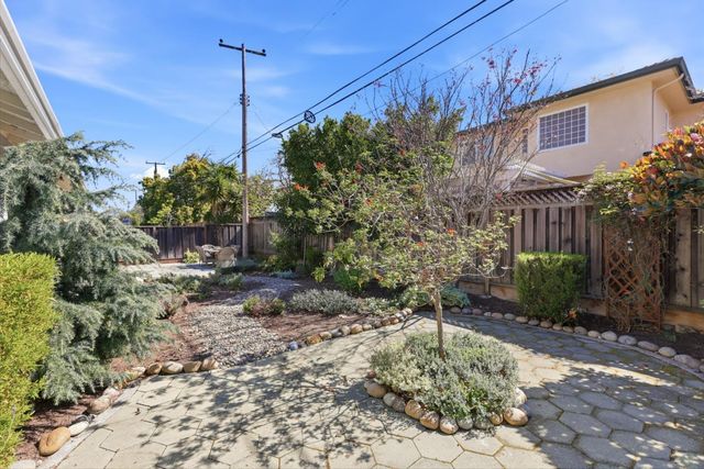 2242 Cabrillo Avenue, Santa Clara, CA 95050