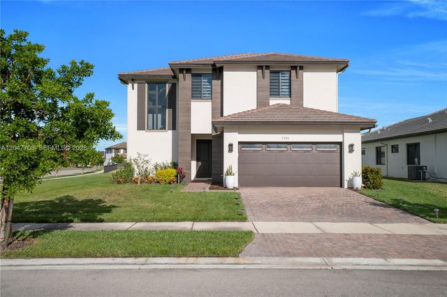 5206 Karlia Dr, Ave Maria, FL 34142