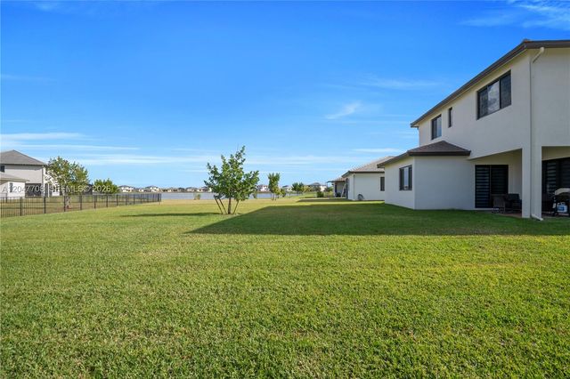 5206 Karlia Dr, Ave Maria, FL 34142