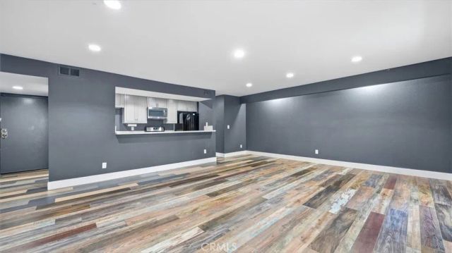 1940 N Highland 17, Los Angeles, CA 90068