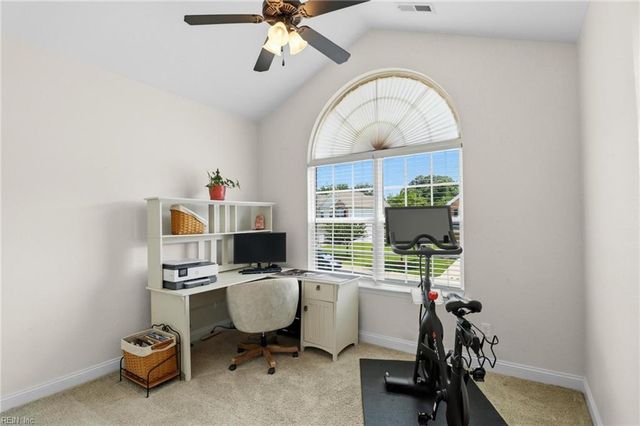 7535 Villa CT, Gloucester Point, VA 23062
