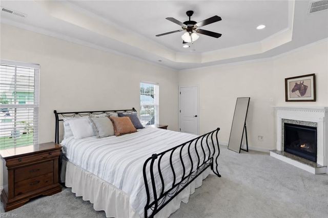 7535 Villa CT, Gloucester Point, VA 23062