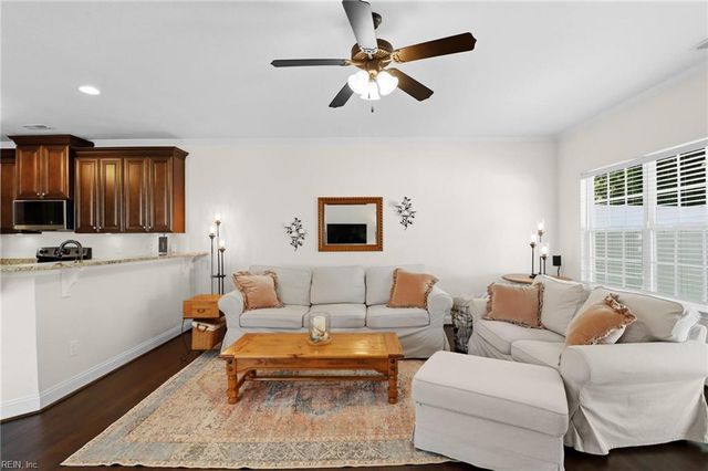 7535 Villa CT, Gloucester Point, VA 23062