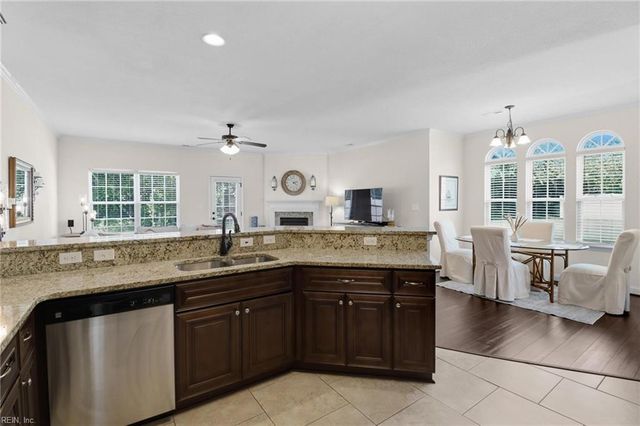 7535 Villa CT, Gloucester Point, VA 23062