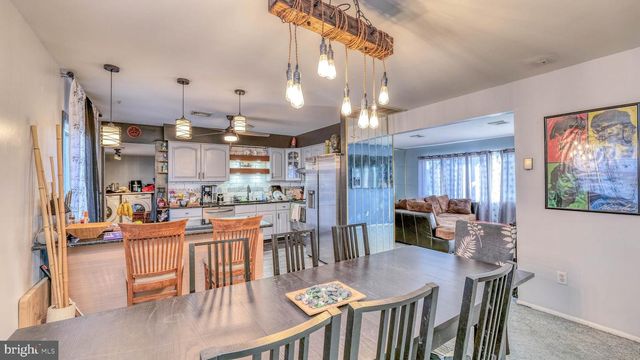 805 N BURGHLEY AVE, Ventnor City, NJ 08406