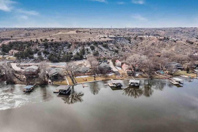 153 S Shore Drive, Amarillo, TX 79118