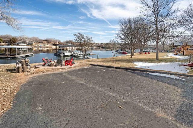 153 S Shore Drive, Amarillo, TX 79118