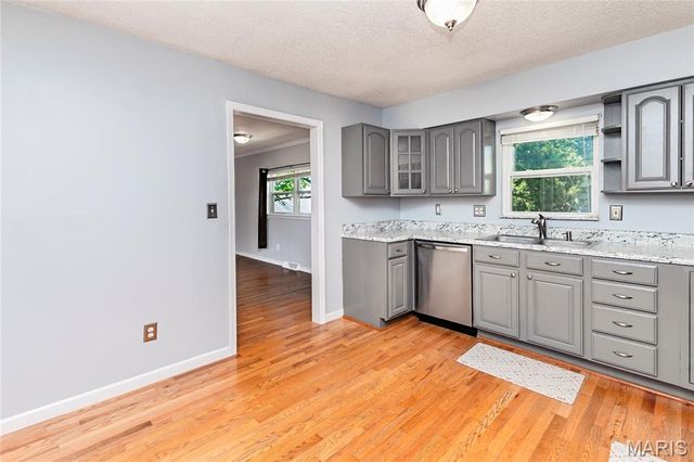 135 Holdinghausen Drive, Crystal City, MO 63019