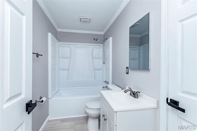 135 Holdinghausen Drive, Crystal City, MO 63019