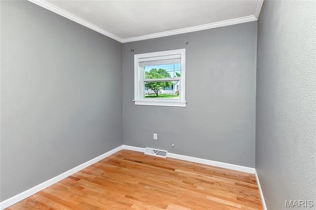 135 Holdinghausen Drive, Crystal City, MO 63019