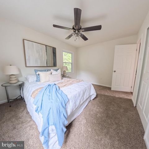 20 MOONCOIN CIR, Waldorf, MD 20602